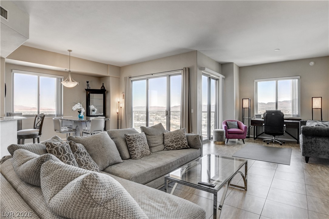 8255 LAS VEGAS Boulevard 1311