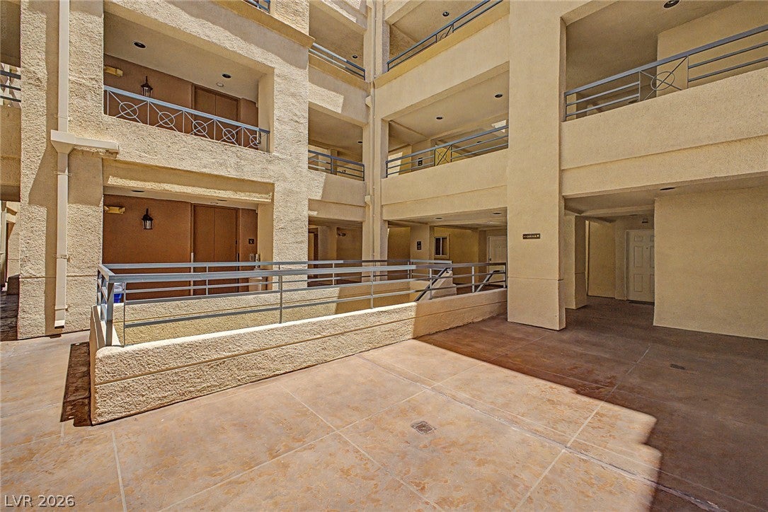 260 E Flamingo Road 220