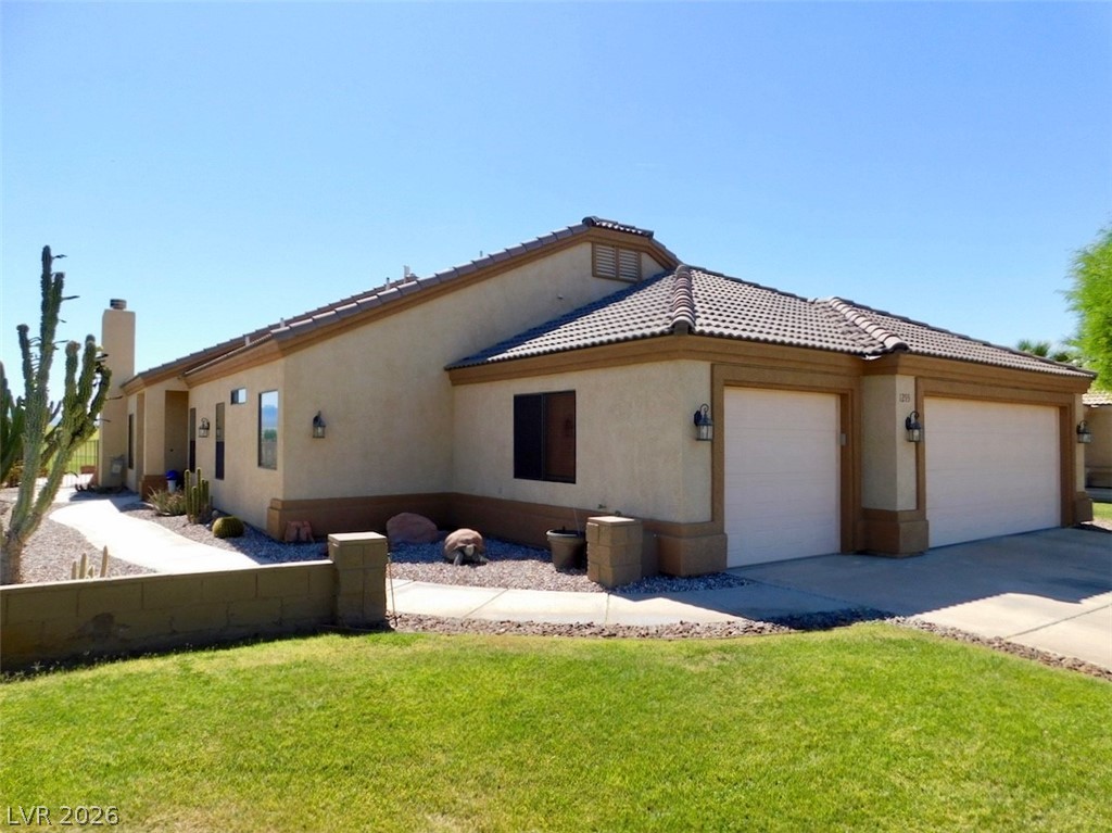 1293 Country Club Drive