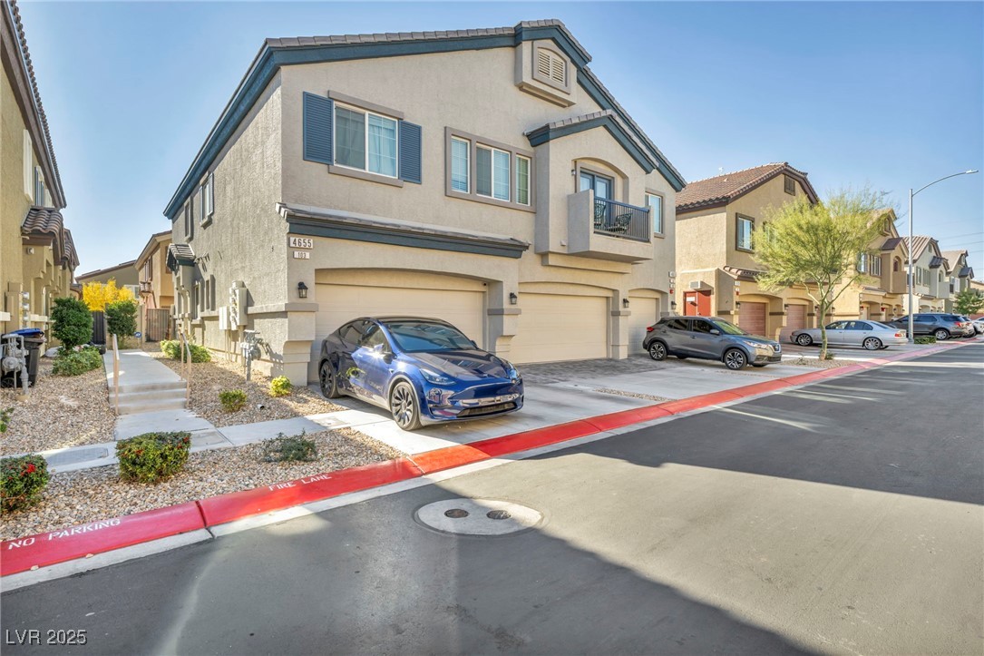 4655 Blaise Avenue 102