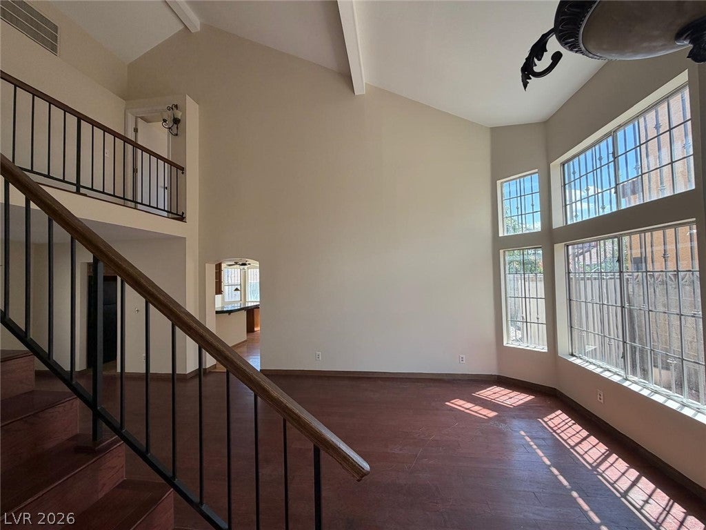 921 Greystone Drive