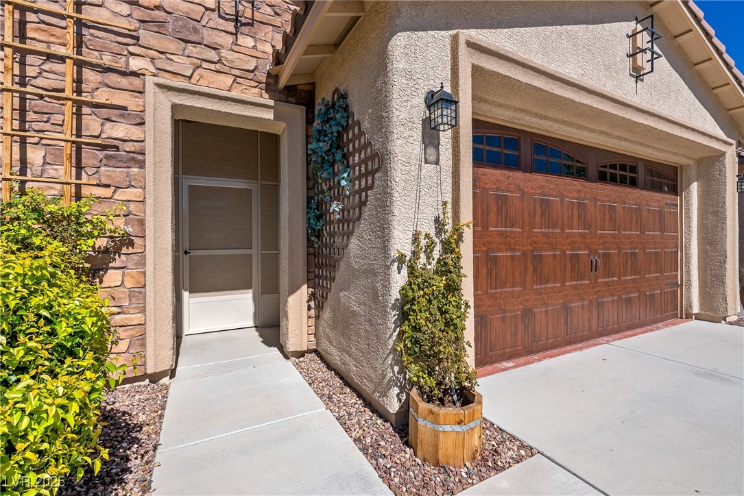 4714 E Lucera Court