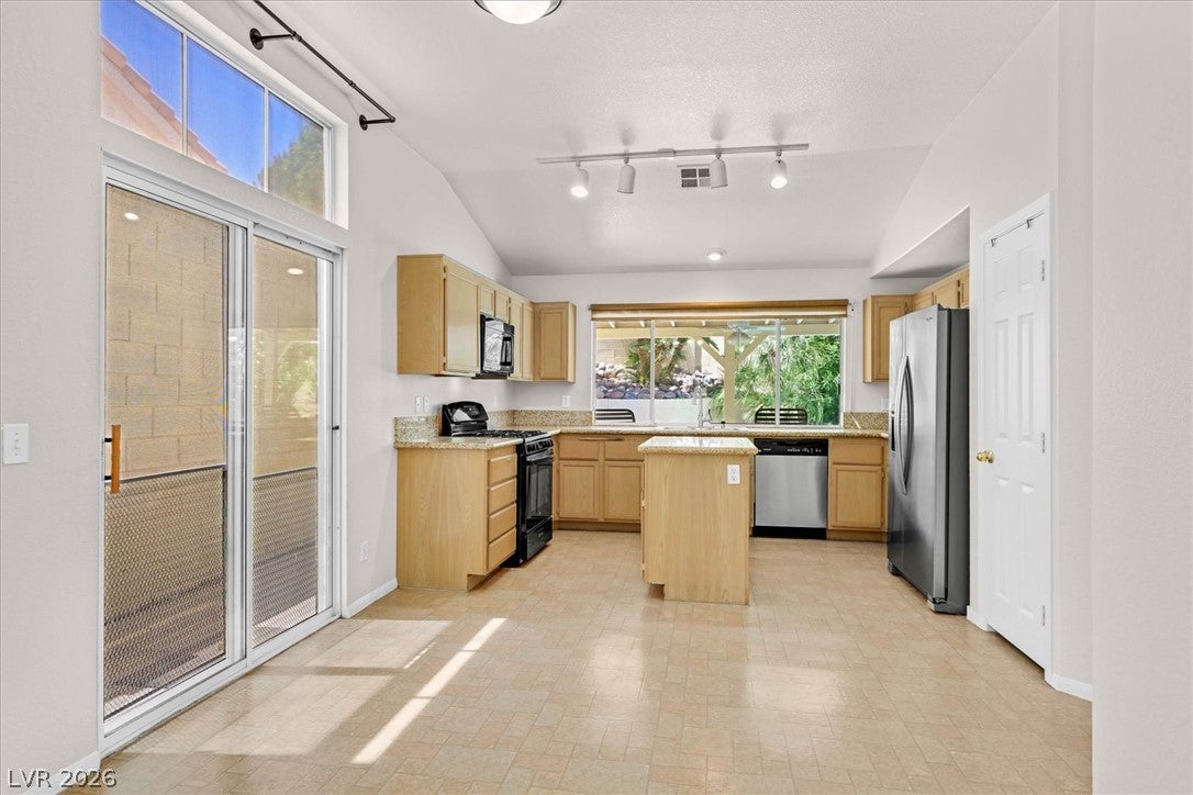1690 Sweet View Court
