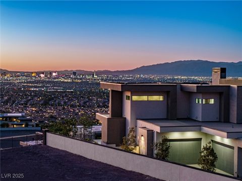 Homes For Sale - 25 Rockstream Drive<br/> Henderson, NV 89012