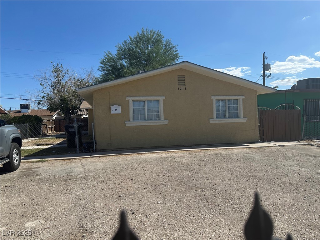 Properties 1 3213 Tabor Avenue