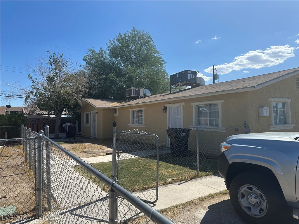 Properties 4 3213 Tabor Avenue