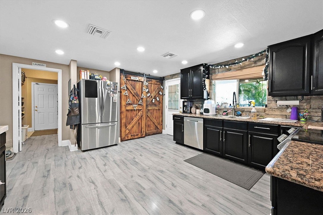 4415 N Fort Apache Road
