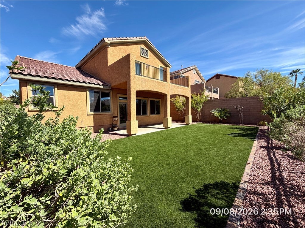 2721 Auchmull Street