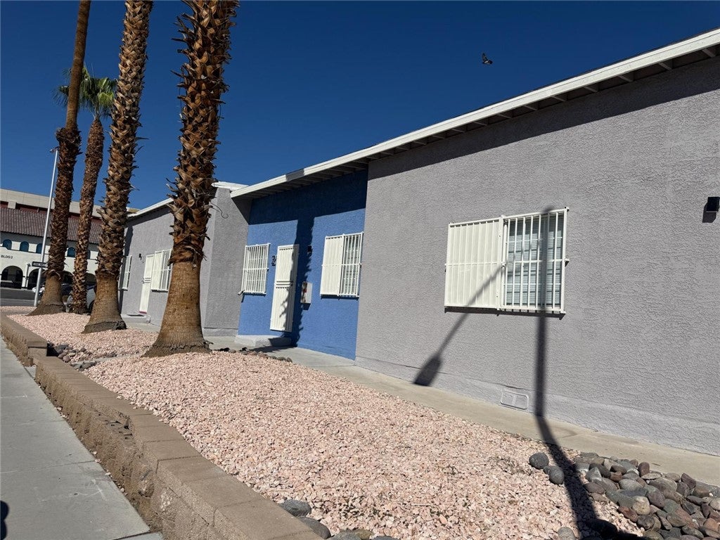 331 S 9 Street 2