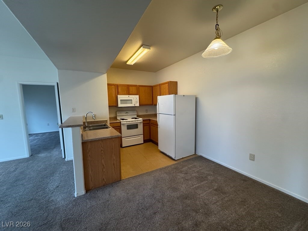 2141 HUSSIUM HILLS Street 204