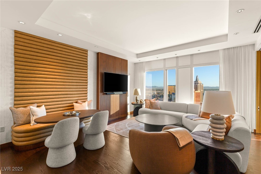 3750 Las Vegas Boulevard 3302