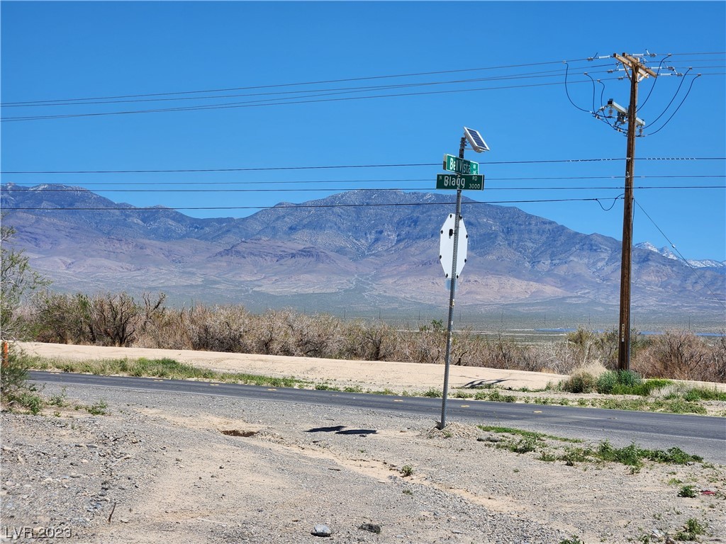 30 W Bell Vista Avenue