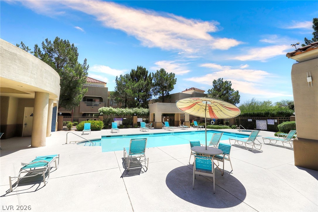 1909 Desert Falls Court 105
