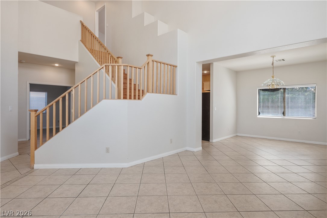 81 Alpine Bay Avenue