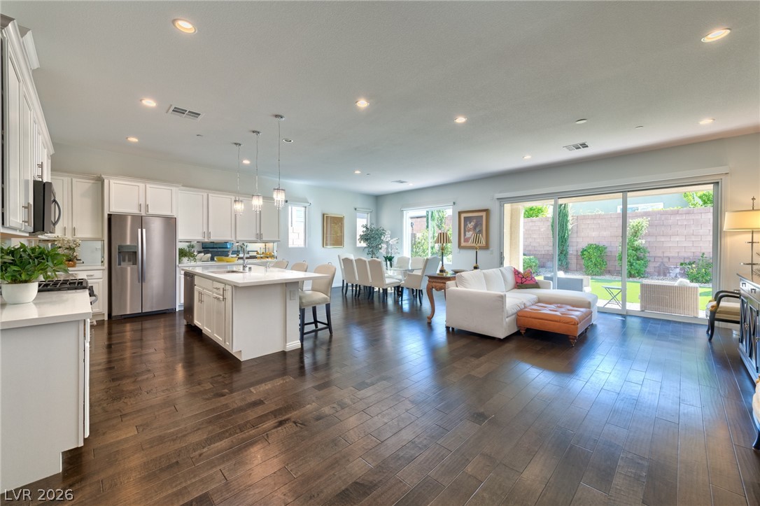 3091 Amoruccio Court