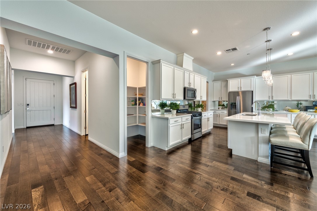 3091 Amoruccio Court