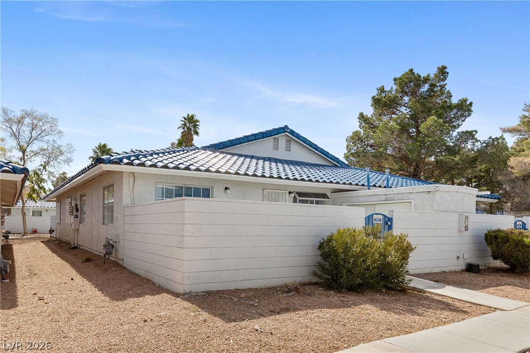 2132 Chertsey Drive B