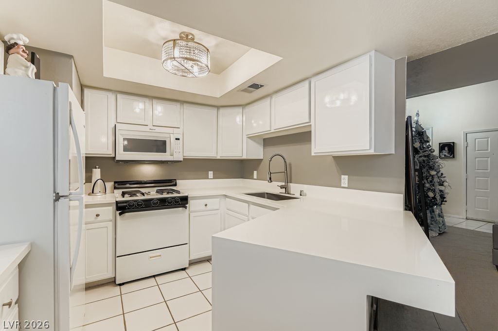 Photo of 534 Sellers Place, Henderson, NV 89011 (MLS # 2776118)