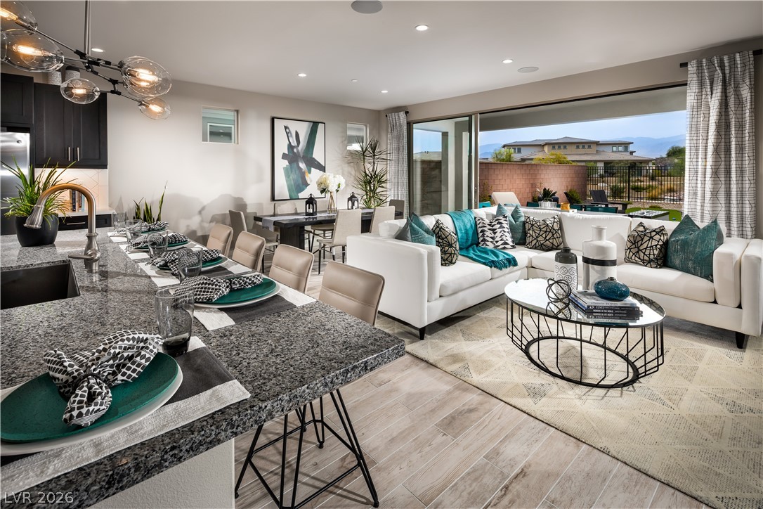 10231 Redwood Desert Drive