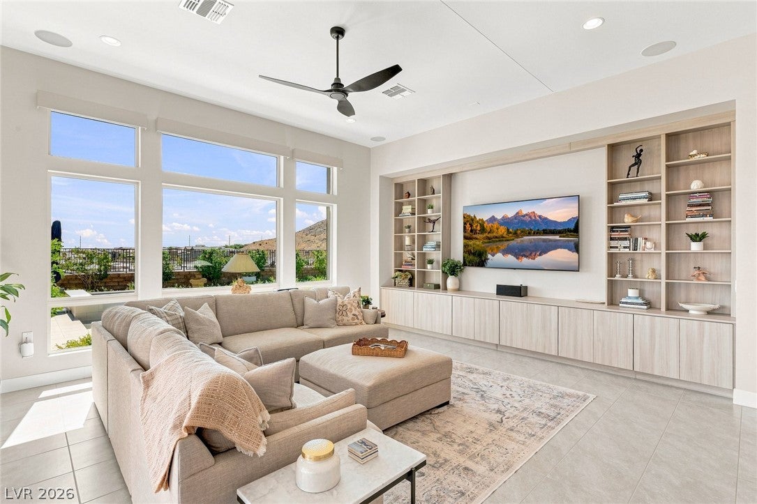 2980 The Peaks Lane