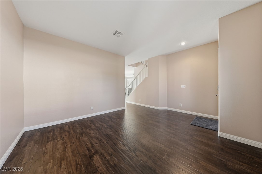 8061 Yellow Daisy Avenue