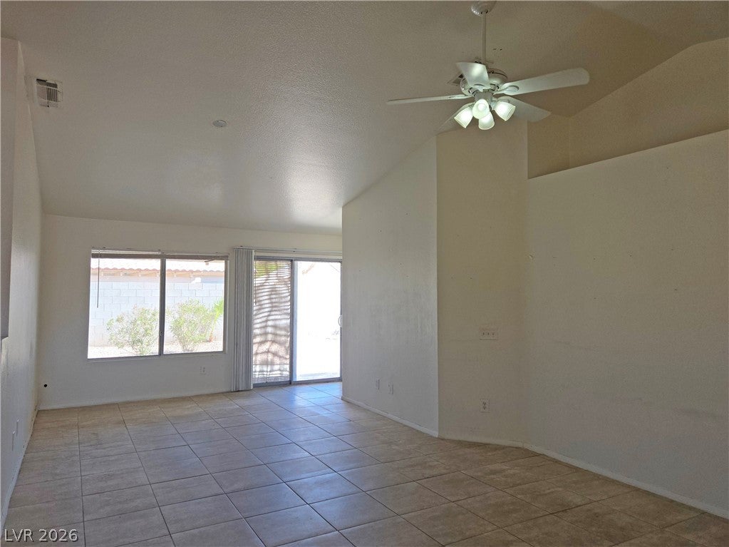 440 W Azure Avenue