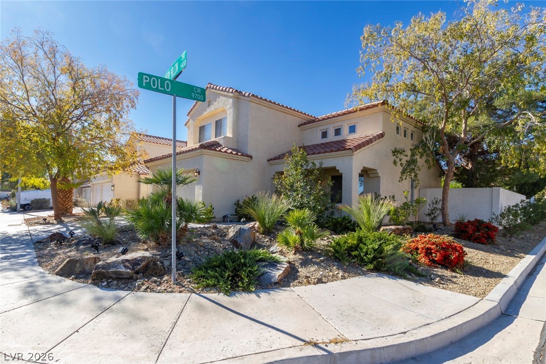 1441 Country Hollow Drive