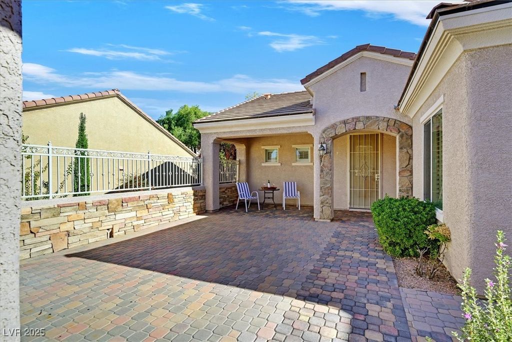 Photo of 2164 Sawtooth Mountain Drive, Henderson, NV 89044 (MLS # 2732567)