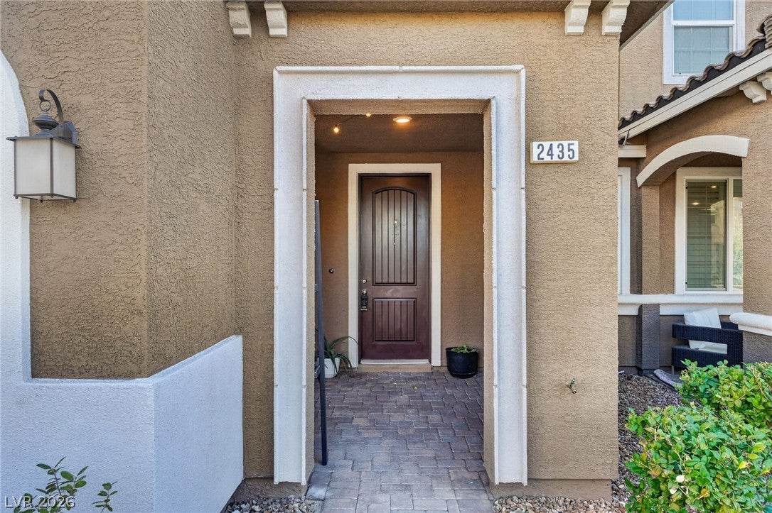 2435 Bellinzona Place