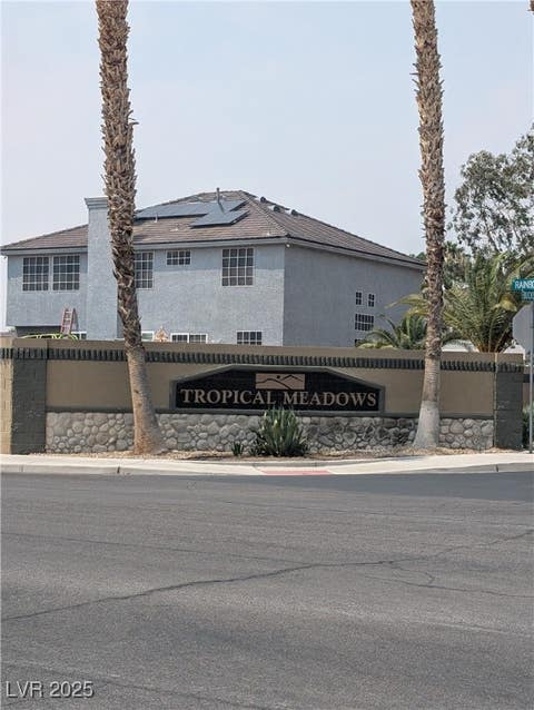 Homes For Sale - 6805 Silver Chisel Avenue<br/> Las Vegas, NV 89130