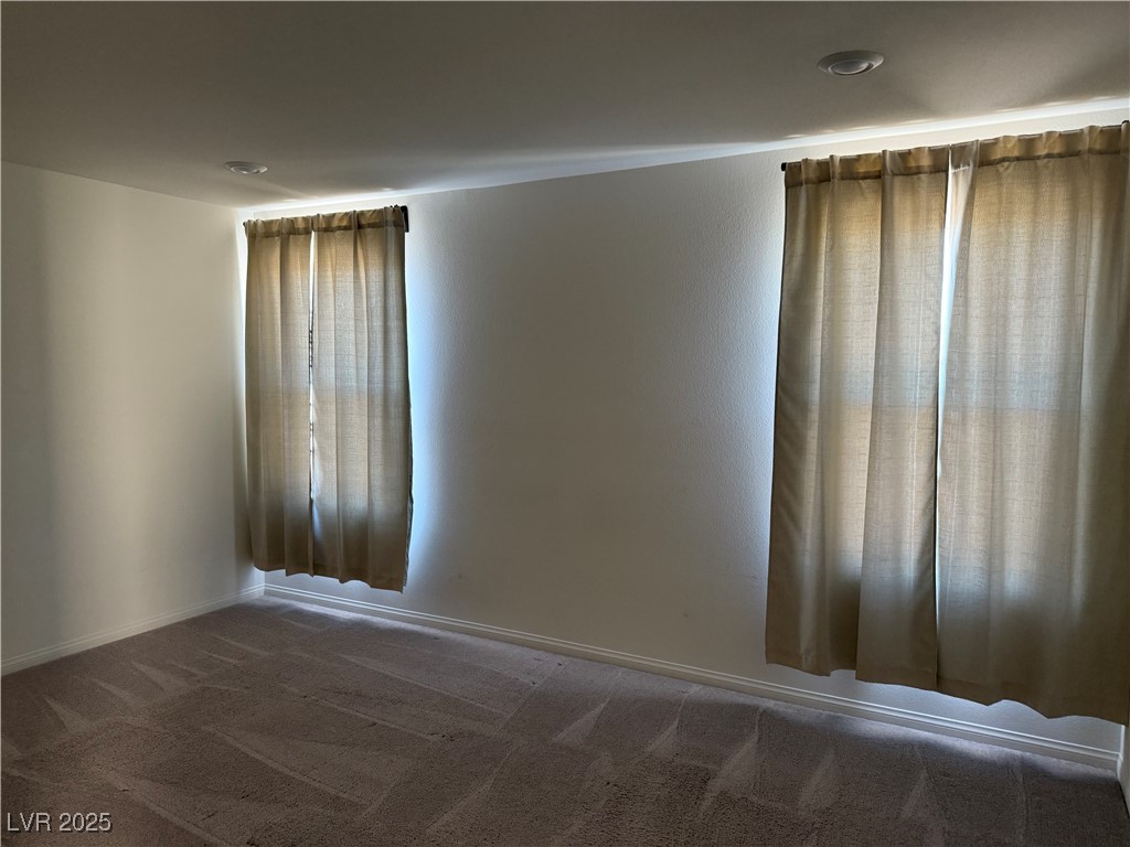 6929 Toll Mountain Street