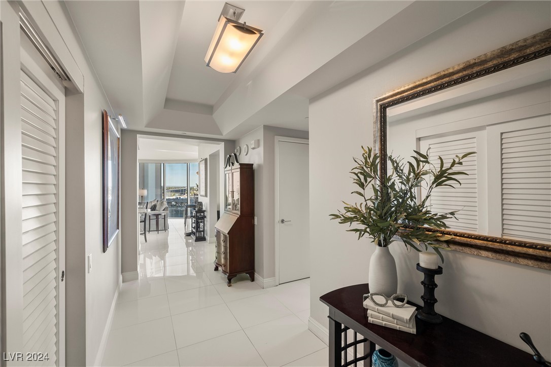 Las Vegas, Nevada 89109, United States, 2 Bedrooms Bedrooms, ,2 BathroomsBathrooms,Residential,Active,32604