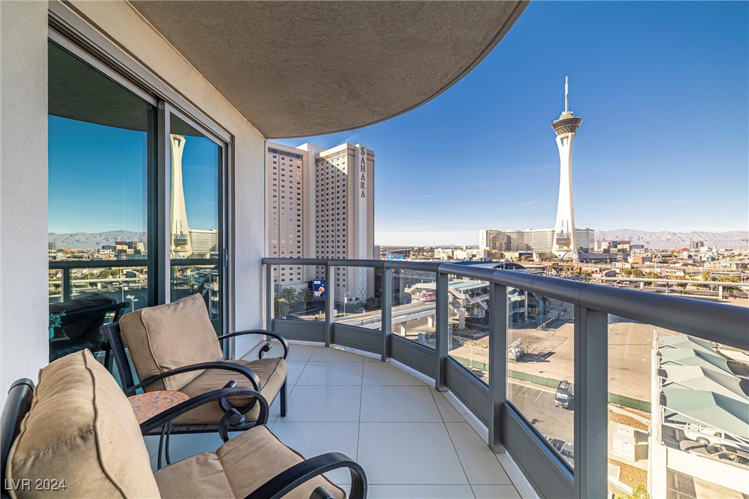 Las Vegas, Nevada 89109, United States, 2 Bedrooms Bedrooms, ,2 BathroomsBathrooms,Residential,Active,32604