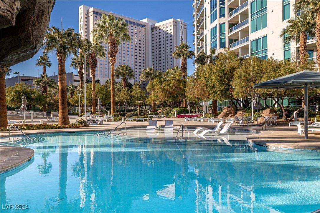 Las Vegas, Nevada 89109, United States, 2 Bedrooms Bedrooms, ,2 BathroomsBathrooms,Residential,Active,32604