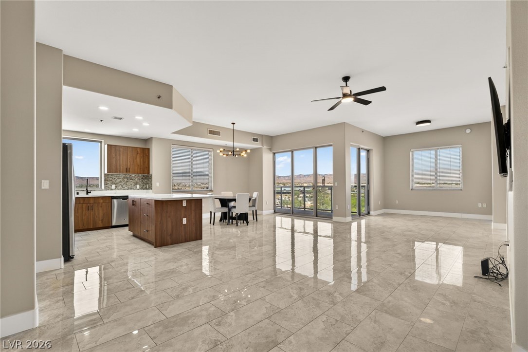 8255 S Las Vegas Boulevard 802