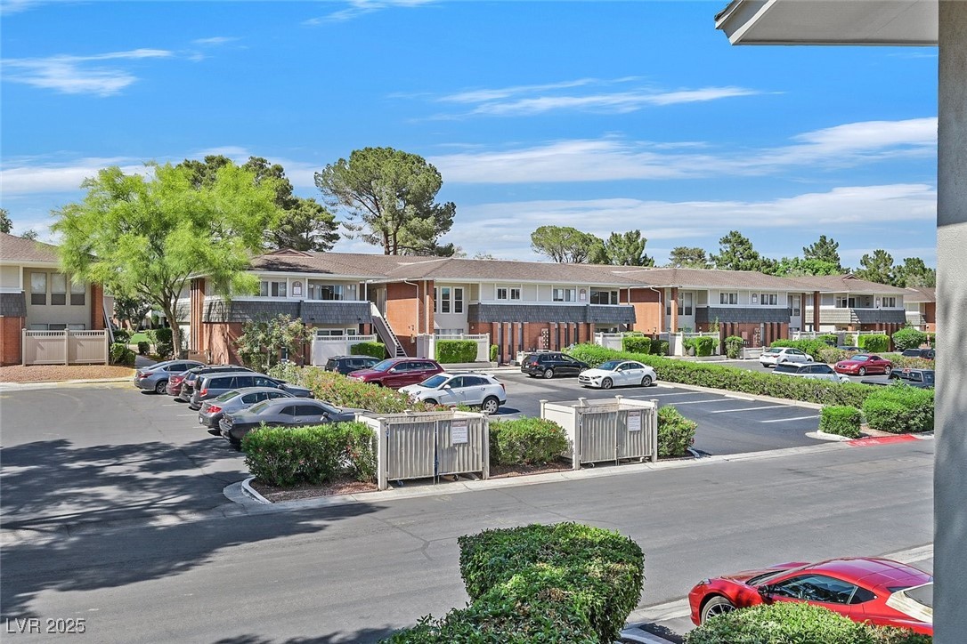 668 Oakmont Avenue 1724