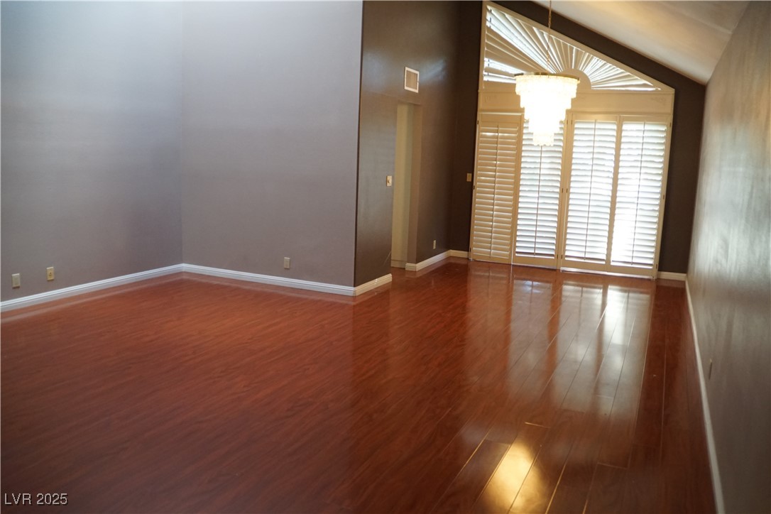 3016 Waterside Circle