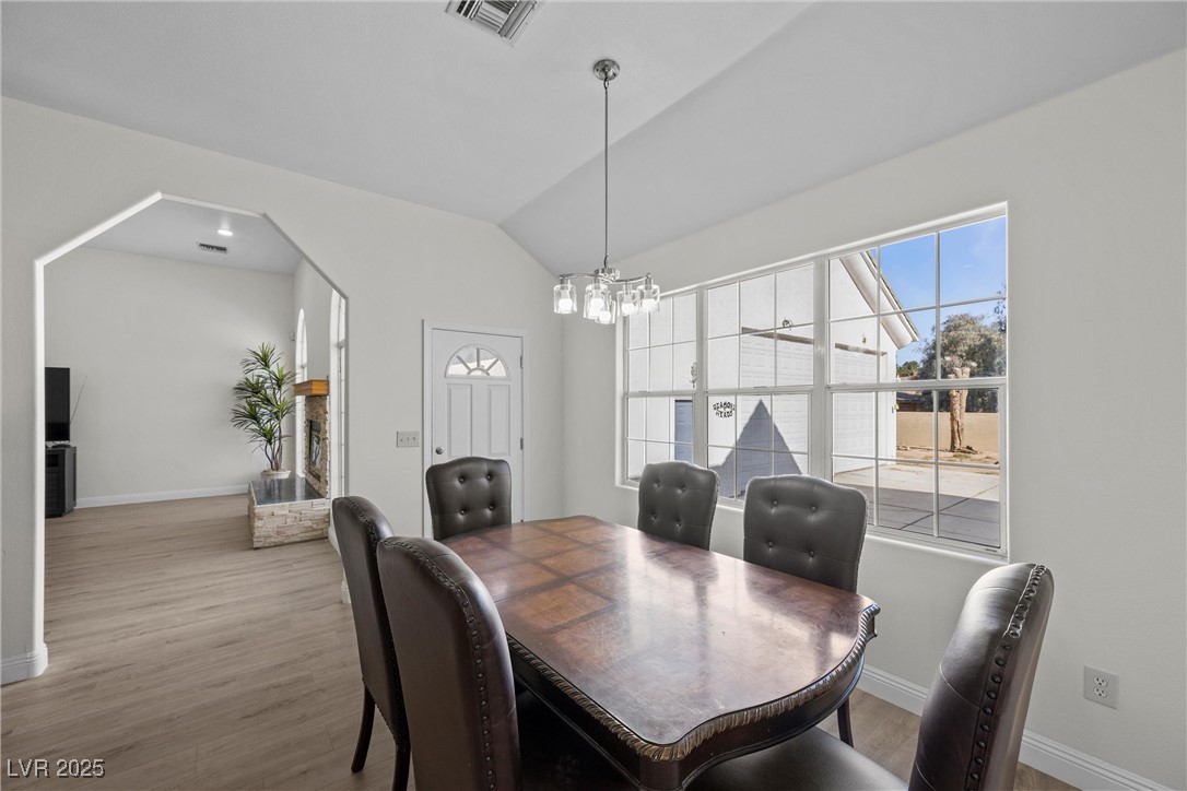 Las Vegas, Nevada 89120, United States, 5 Bedrooms Bedrooms, ,2 BathroomsBathrooms,Residential,Active,96227