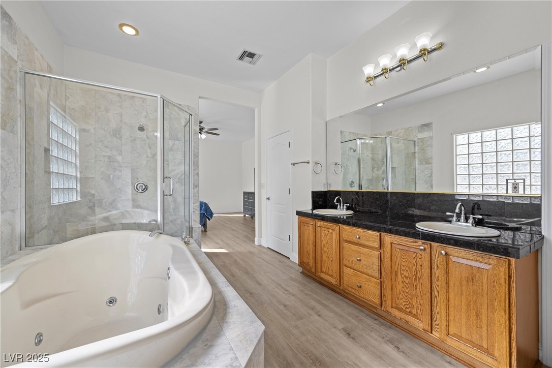 Las Vegas, Nevada 89120, United States, 5 Bedrooms Bedrooms, ,2 BathroomsBathrooms,Residential,Active,96227