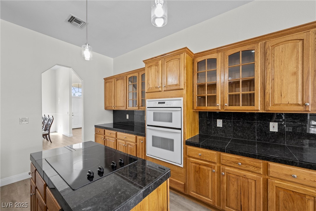 Las Vegas, Nevada 89120, United States, 5 Bedrooms Bedrooms, ,2 BathroomsBathrooms,Residential,Active,96227