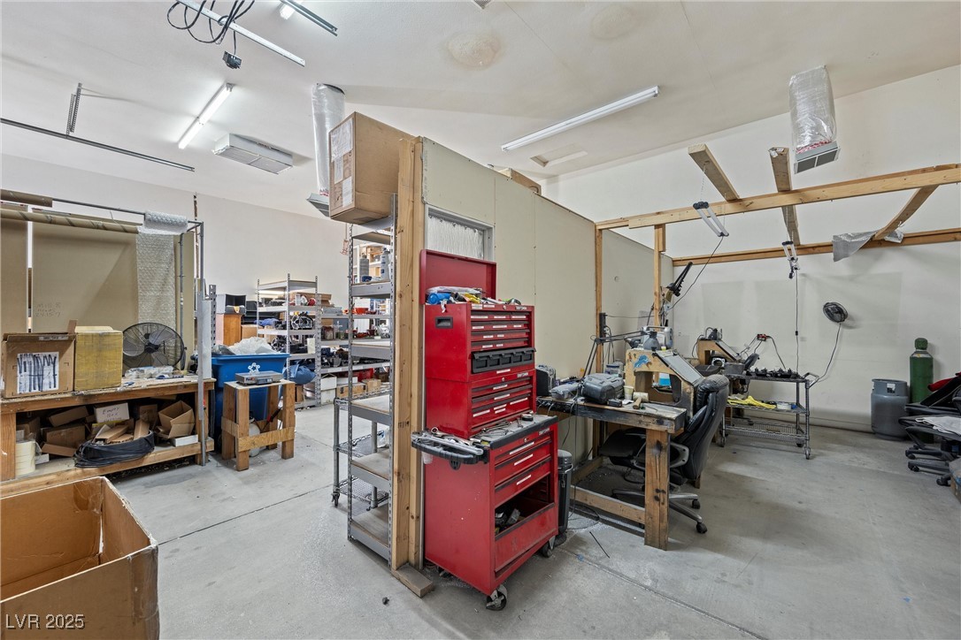 Las Vegas, Nevada 89120, United States, 5 Bedrooms Bedrooms, ,2 BathroomsBathrooms,Residential,Active,96227