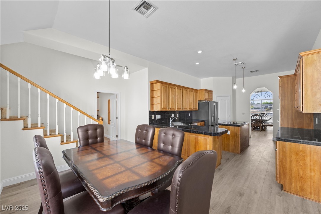 Las Vegas, Nevada 89120, United States, 5 Bedrooms Bedrooms, ,2 BathroomsBathrooms,Residential,Active,96227