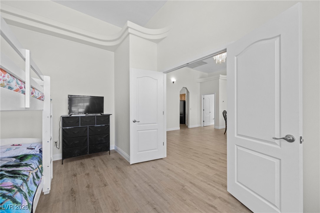 Las Vegas, Nevada 89120, United States, 5 Bedrooms Bedrooms, ,2 BathroomsBathrooms,Residential,Active,96227