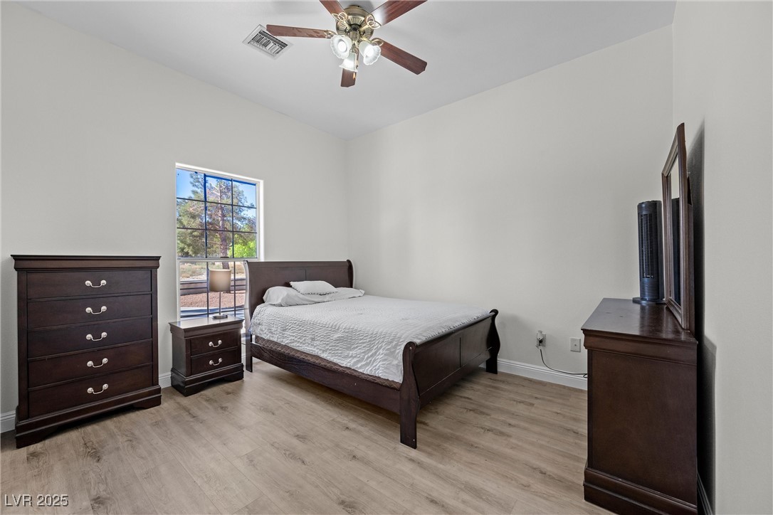 Las Vegas, Nevada 89120, United States, 5 Bedrooms Bedrooms, ,2 BathroomsBathrooms,Residential,Active,96227