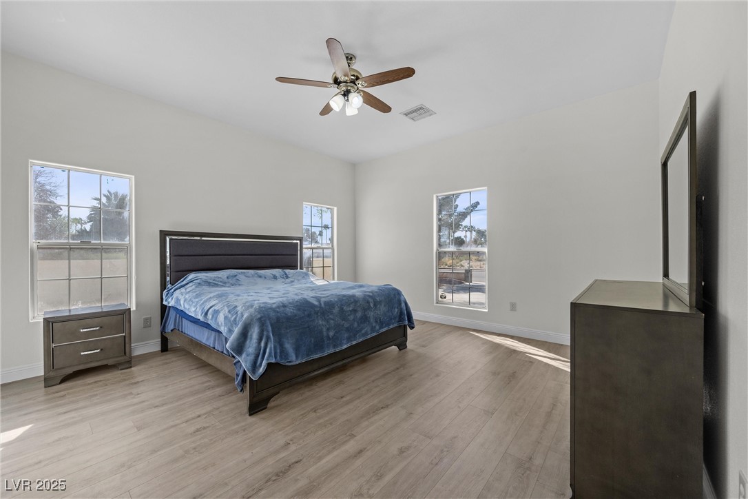 Las Vegas, Nevada 89120, United States, 5 Bedrooms Bedrooms, ,2 BathroomsBathrooms,Residential,Active,96227