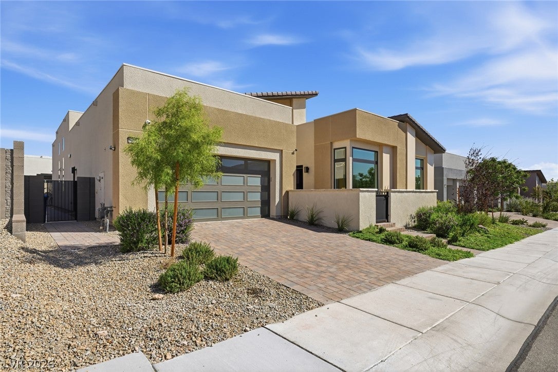 10794 Agate Cliffs Avenue