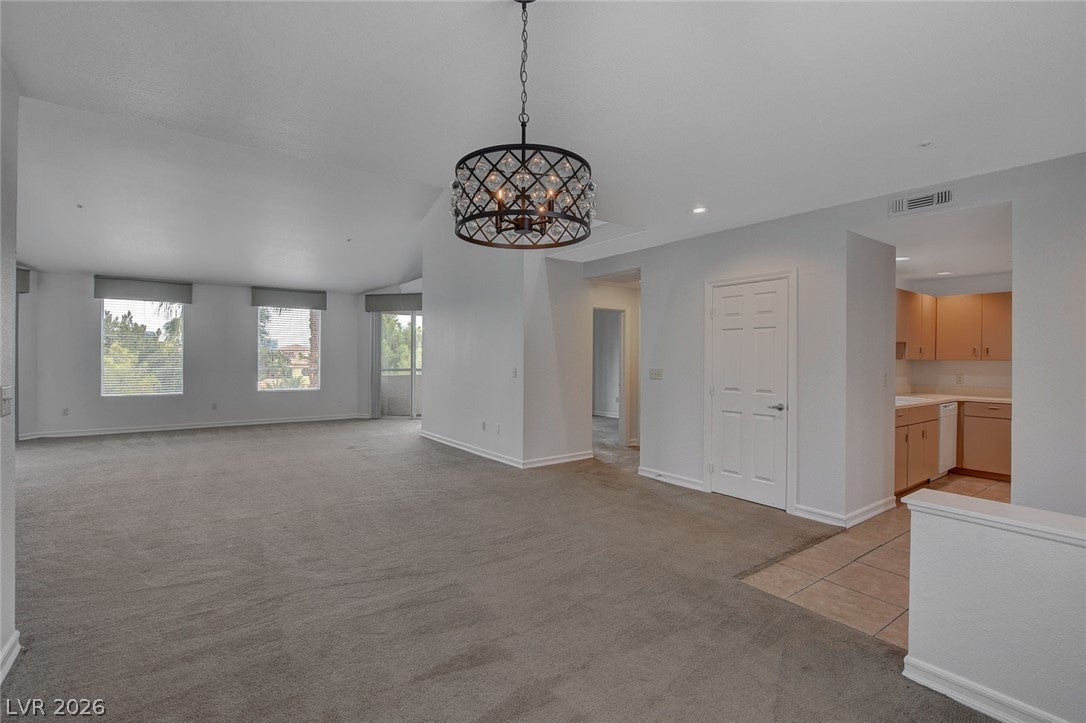 230 E Flamingo Road 404