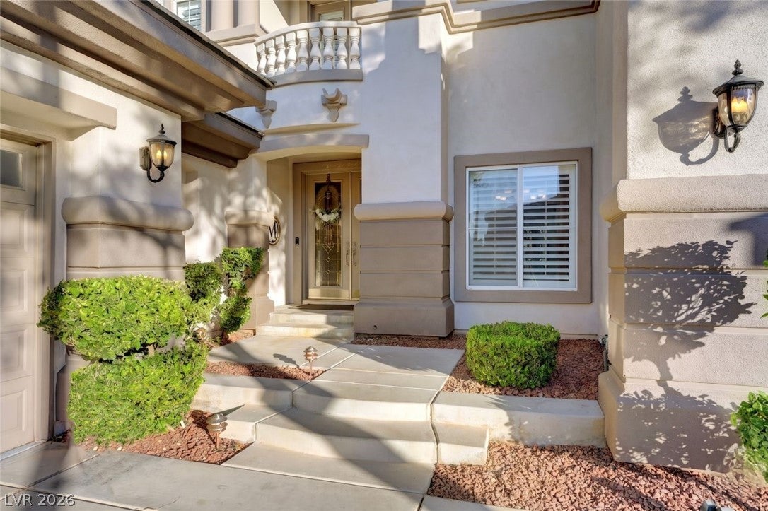 444 Pinnacle Heights Lane