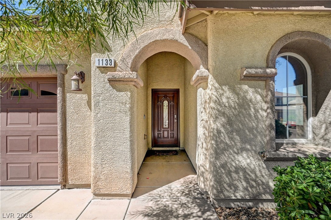 1133 Denman Valley Street