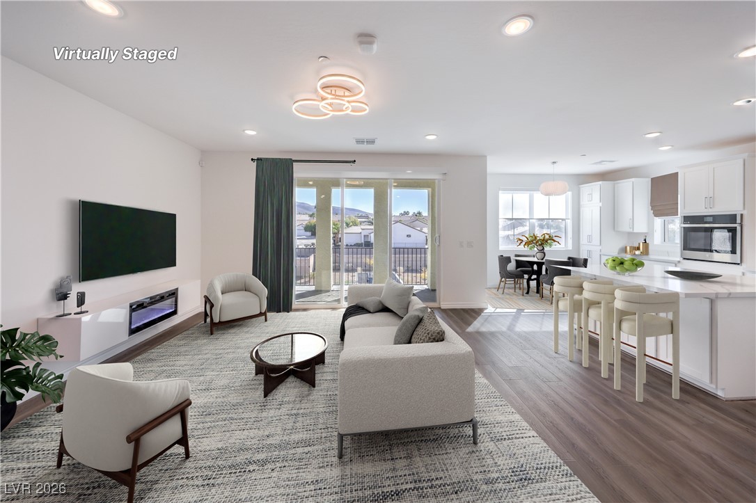 2555 Hampton Road 8202